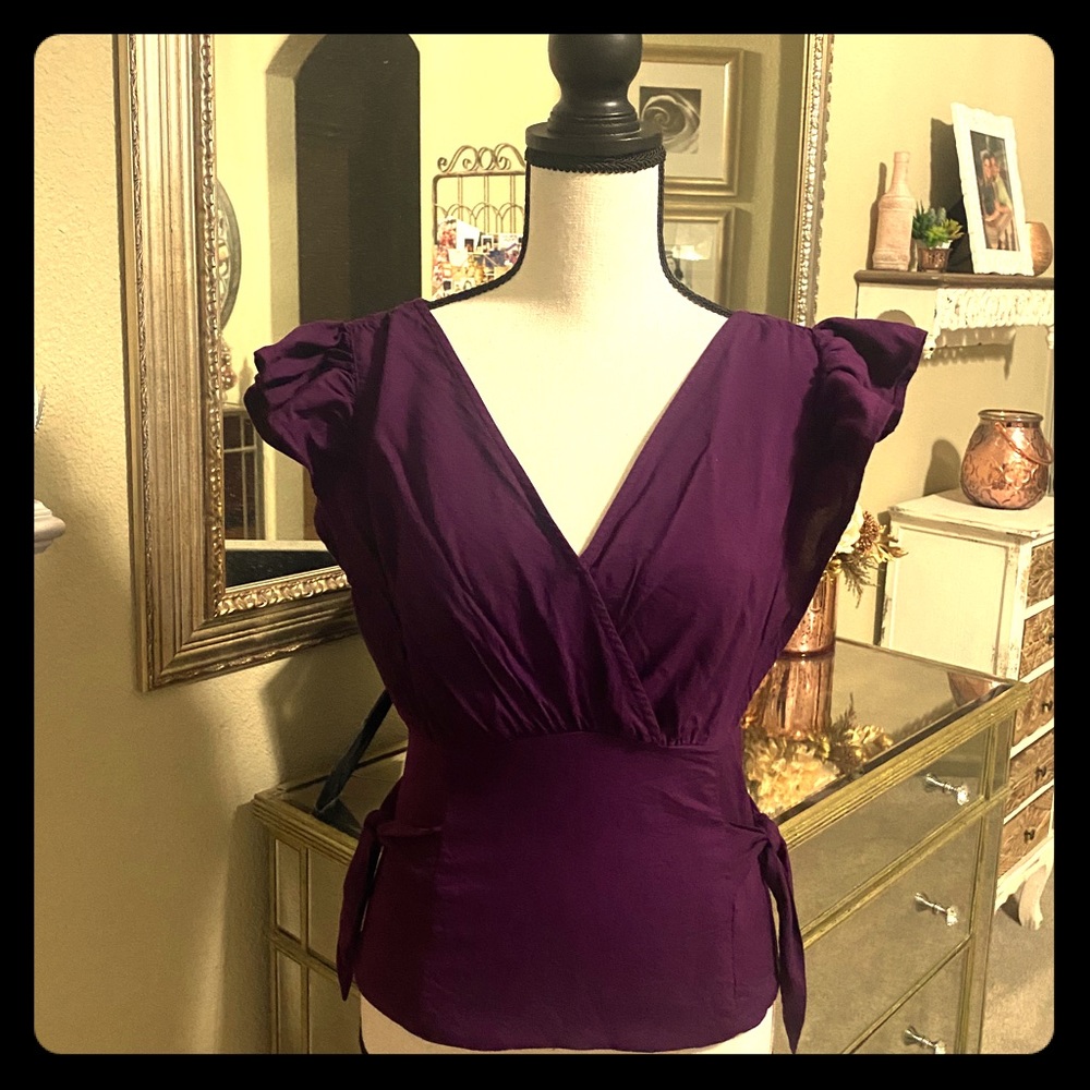 🌻3 for $20🌻 Beautiful Deep Purple Top